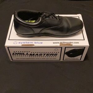 Used Drillmasters black shoes women’s size 6.5 or men’s size 4.5.